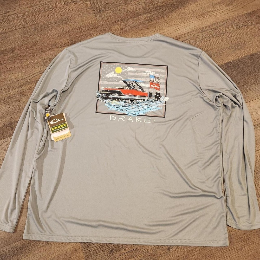 XXXL Men's Drake's long sleeve shirt with boat graphic featuring American flag